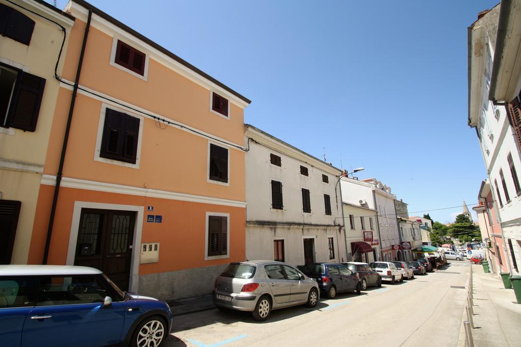 Old Town Rooms And Apartment 포레치 외부 사진