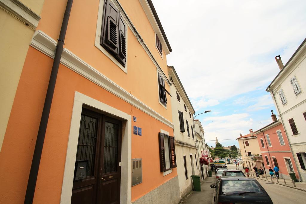 Old Town Rooms And Apartment 포레치 외부 사진